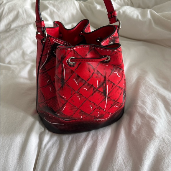 2018 GEORGE AND GILBERT MOSCHINO JEREMY SCOTT trompliel bucket bag - Picture 2 of 6
